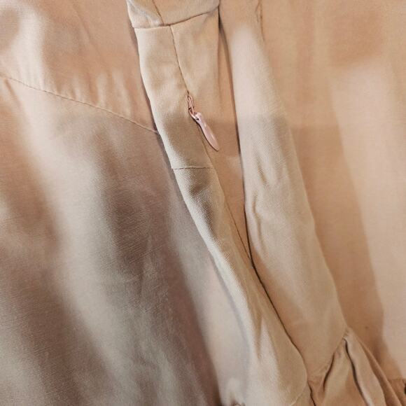 Elegant Pink Midi Dress - Picture 11 of 12